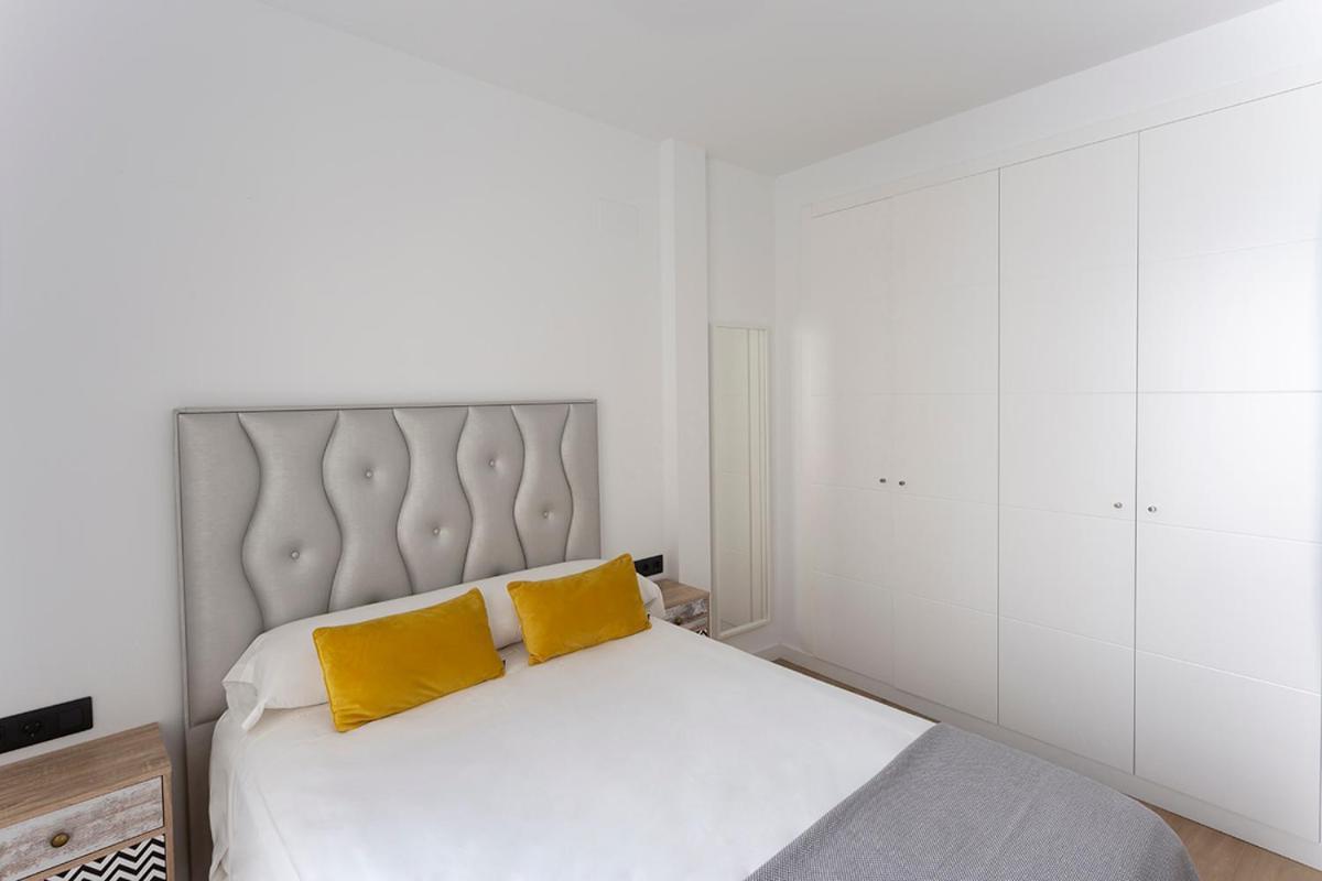 Private & Pool Goyeneta Sevilla Urban Apartment المظهر الخارجي الصورة