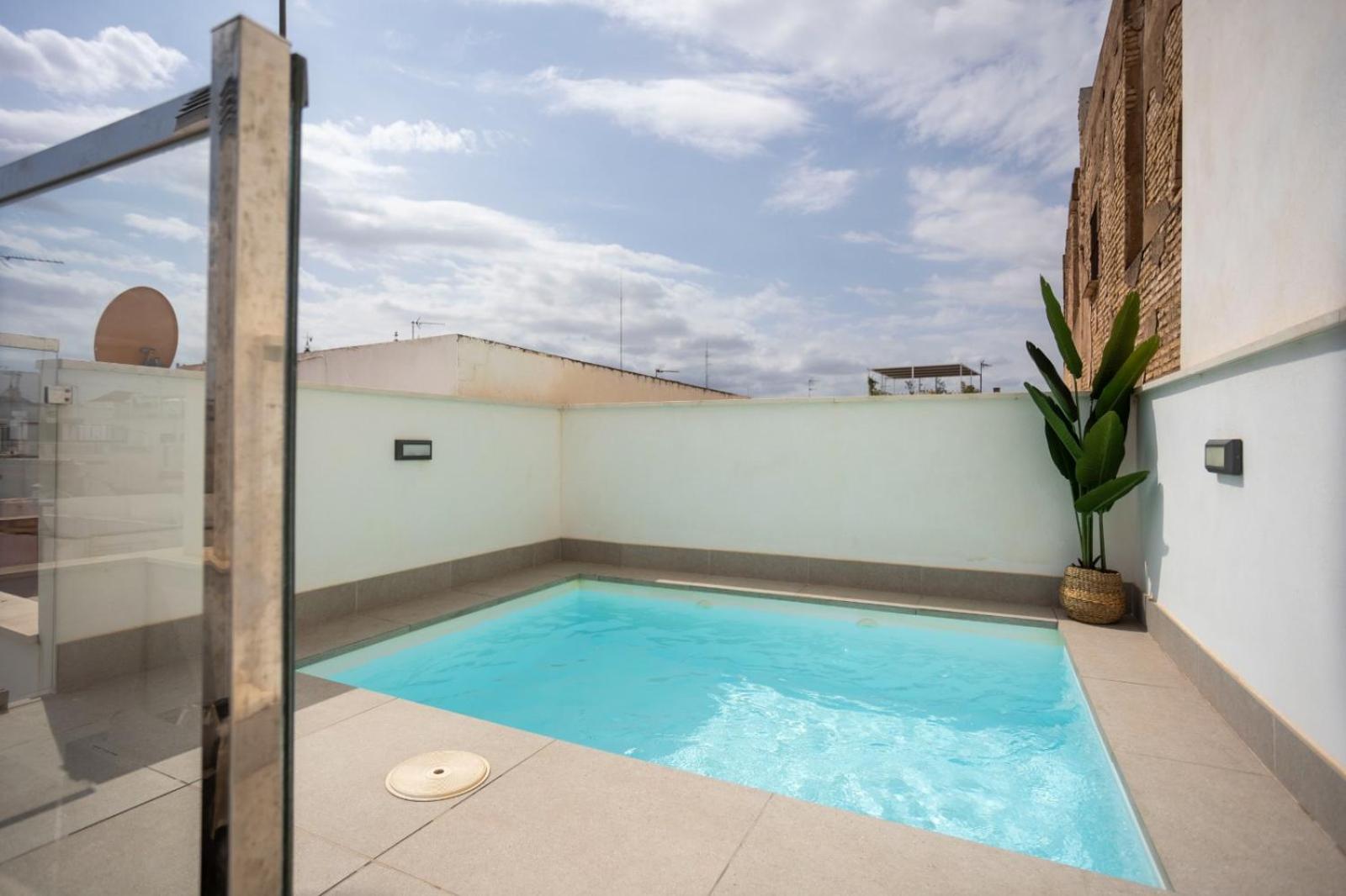 Private & Pool Goyeneta Sevilla Urban Apartment المظهر الخارجي الصورة