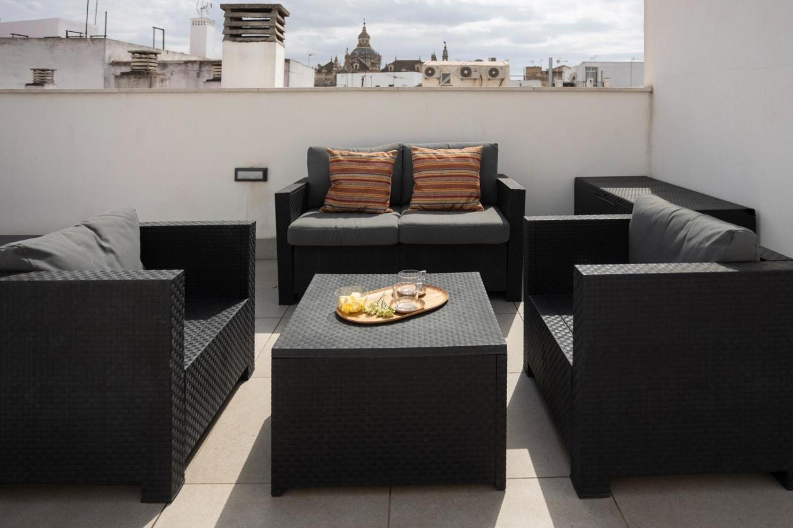 Private & Pool Goyeneta Sevilla Urban Apartment المظهر الخارجي الصورة