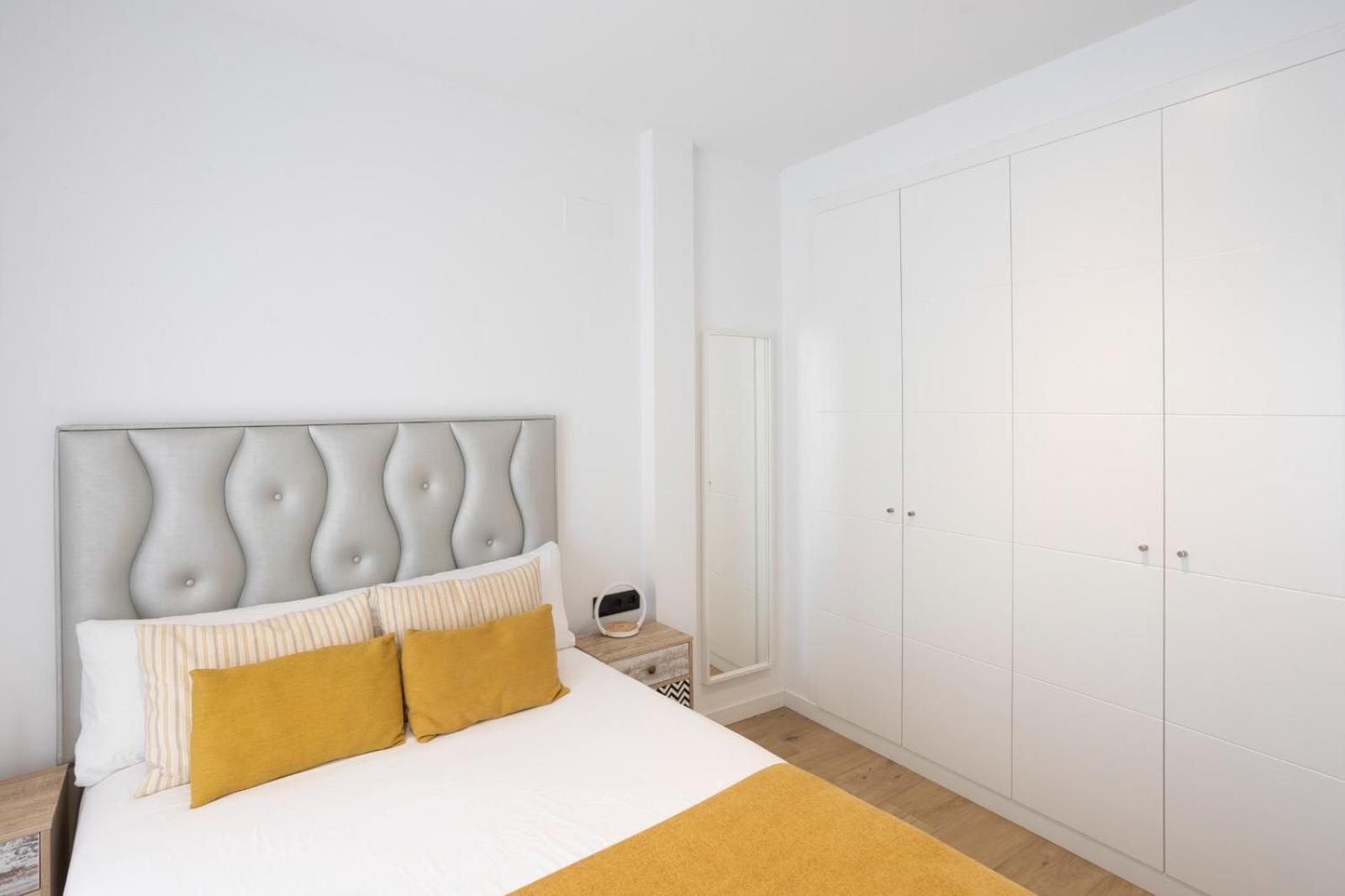 Private & Pool Goyeneta Sevilla Urban Apartment المظهر الخارجي الصورة